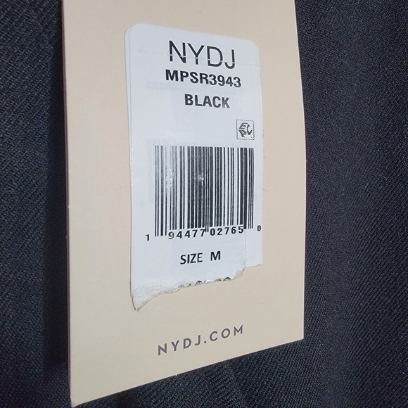 NWT NYDJ Cross Front Flutter Sleeve Jumpsuit Black Medium - Picture 6 of 9